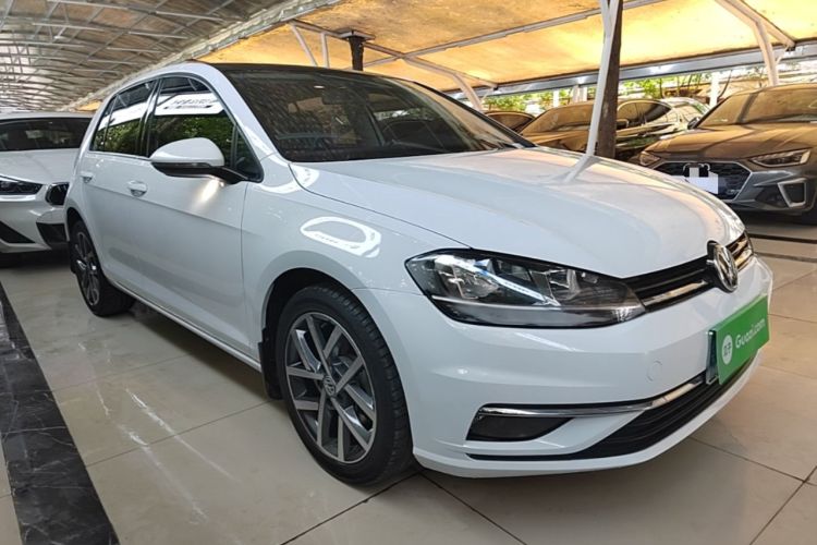 Used Volkswagen Golf 2020 Zhiai Edition 200TSI DSG Comfortable & Ambitious Version Front Right 45 Deg