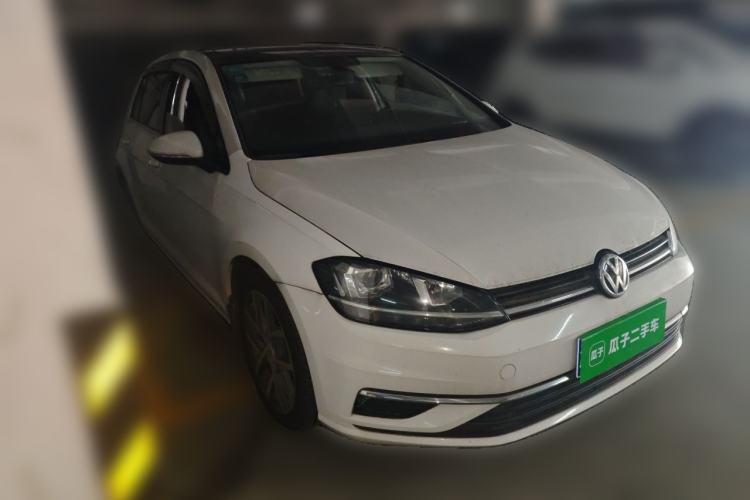 Used Volkswagen Golf 2020 Zhiai Edition 280TSI DSG Comfort Model Front Right 45 Deg