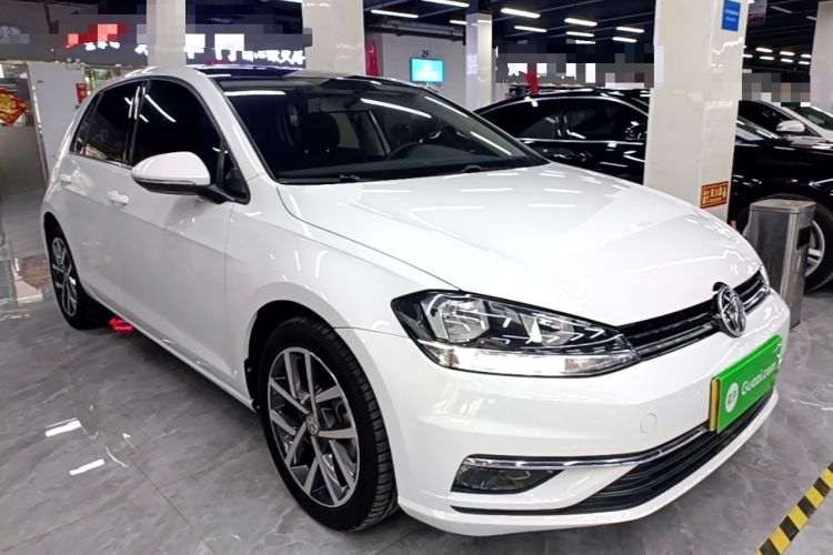 Used Volkswagen Golf 2020 Zhiai Edition 200TSI DSG Comfortable & Ambitious Version Front Right 45 Deg