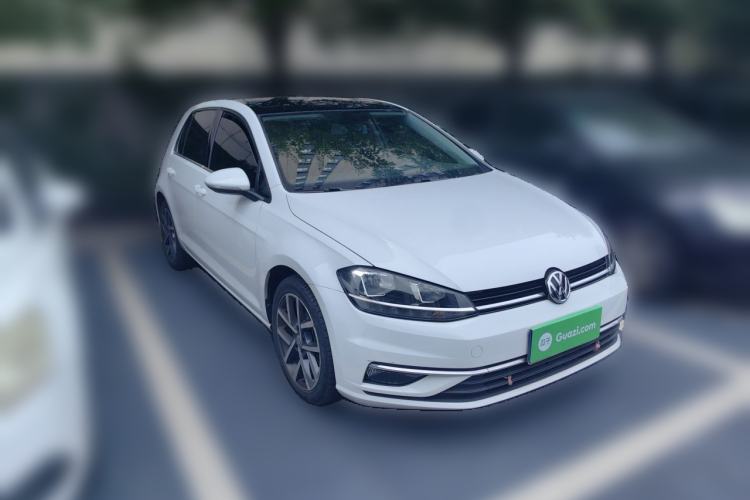 Used Volkswagen Golf 2020 Zhiai Edition 280TSI DSG Comfort Model Front Right 45 Deg