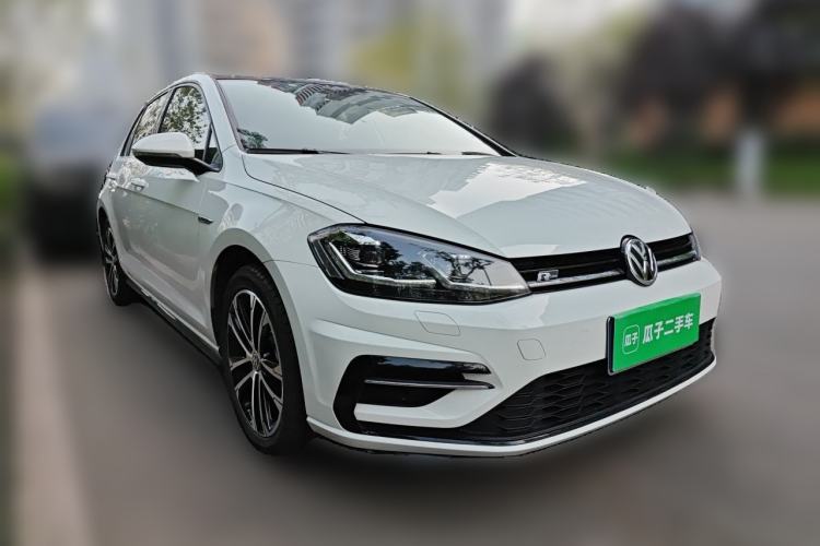 Used Volkswagen Golf 2020 Charming Edition 280TSI DSG R-Line Front Right 45 Deg