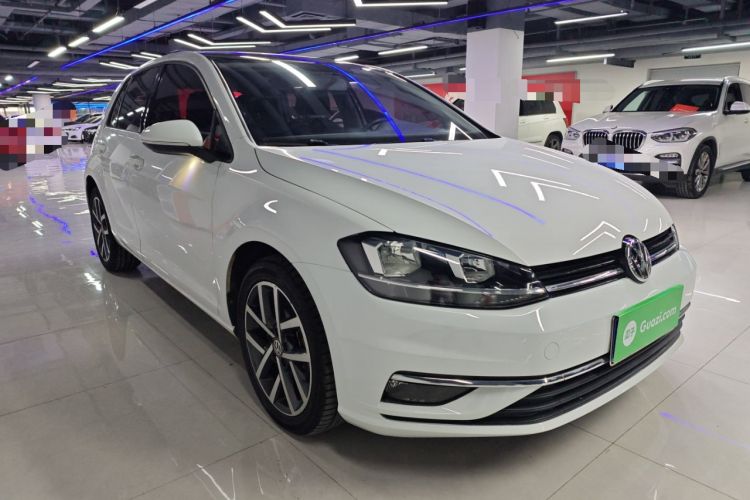 Used Volkswagen Golf 2020 Zhiai Edition 200TSI DSG Comfortable & Ambitious Version Front Right 45 Deg