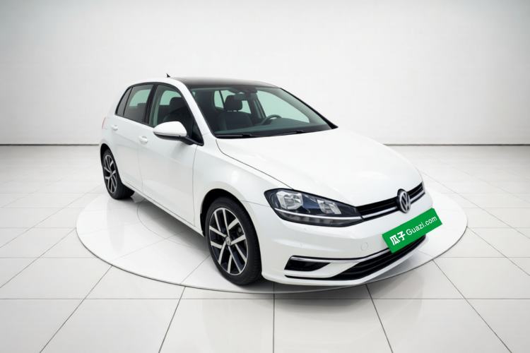 Used Volkswagen Golf 2020 Zhiai Edition 280TSI DSG Comfort Model Front Right 45 Deg