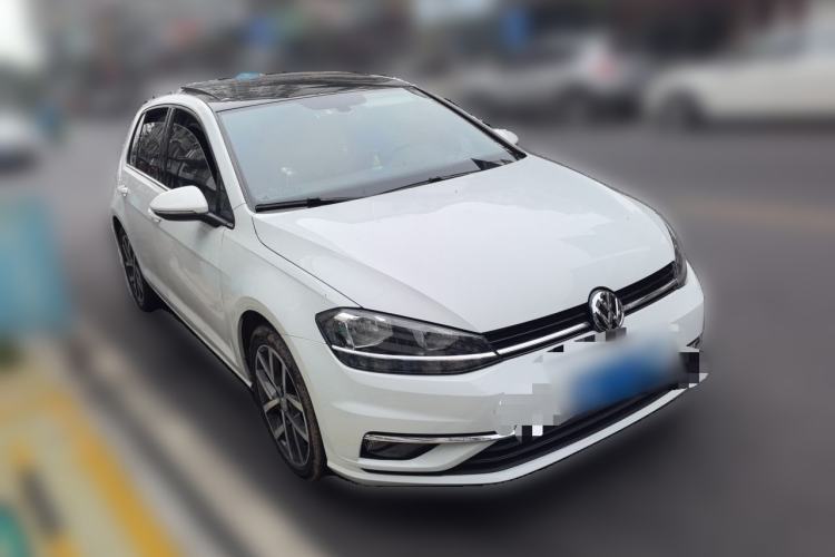 Used Volkswagen Golf 2020 Zhiai Edition 280TSI DSG Comfort Model Front Right 45 Deg