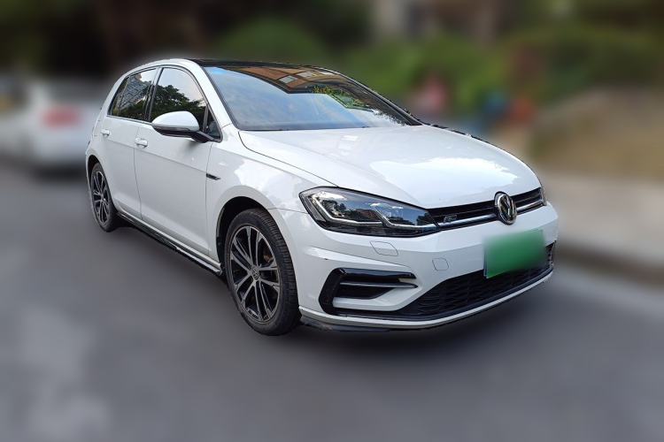 Used Volkswagen Golf 2020 Charming Edition 280TSI DSG R-Line Front Right 45 Deg