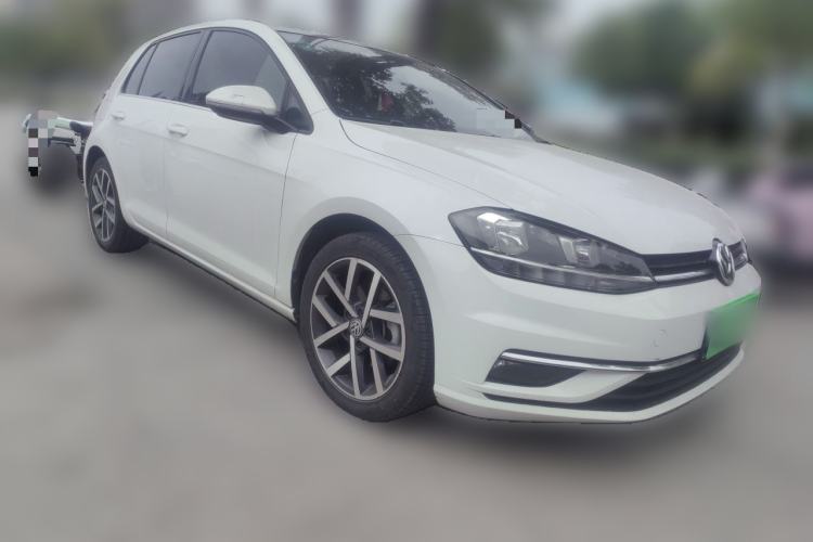 Used Volkswagen Golf 2020 Zhiai Edition 280TSI DSG Comfort Model Front Right 45 Deg