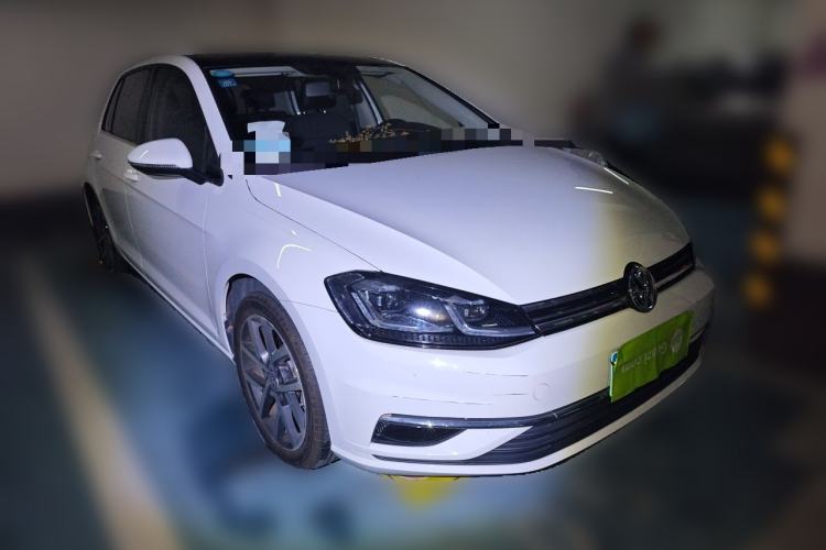 Used Volkswagen Golf 2020 Zhiai Edition 280TSI DSG Comfort Model Front Right 45 Deg