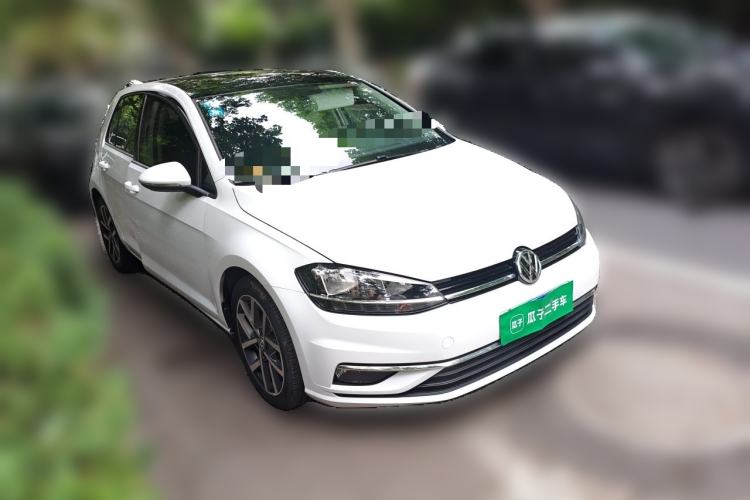 Used Volkswagen Golf 2020 280TSI DSG Comfort Version Front Right 45 Deg