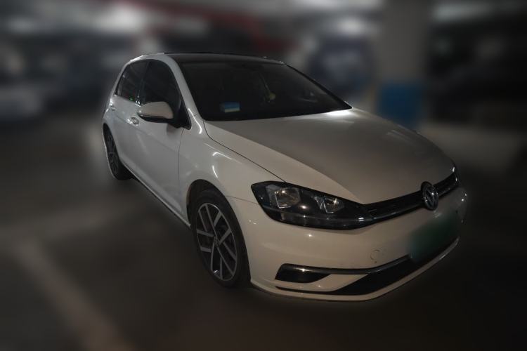 Used Volkswagen Golf 2020 Zhiai Edition 280TSI DSG Comfort Model Front Right 45 Deg