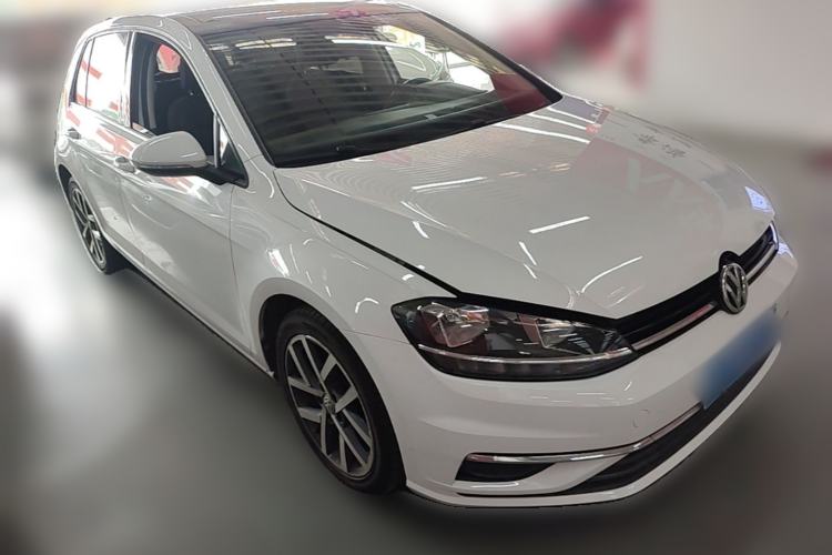 Used Volkswagen Golf 2020 Zhiai Edition 280TSI DSG Comfort Model Front Right 45 Deg