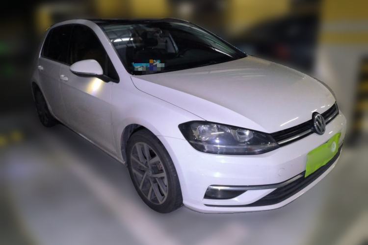 Used Volkswagen Golf 2020 280TSI DSG Comfort Version Front Right 45 Deg