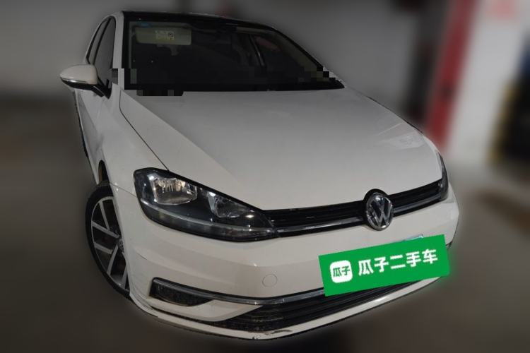 Used Volkswagen Golf 2020 Zhiai Edition 200TSI DSG Comfortable & Ambitious Version Front Right 45 Deg