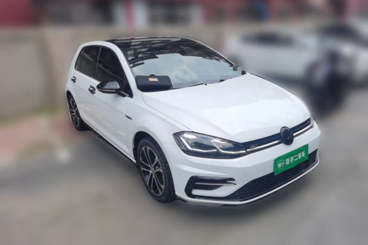Used Volkswagen Golf 2020 Charming Edition 280TSI DSG R-Line Front Right 45 Deg