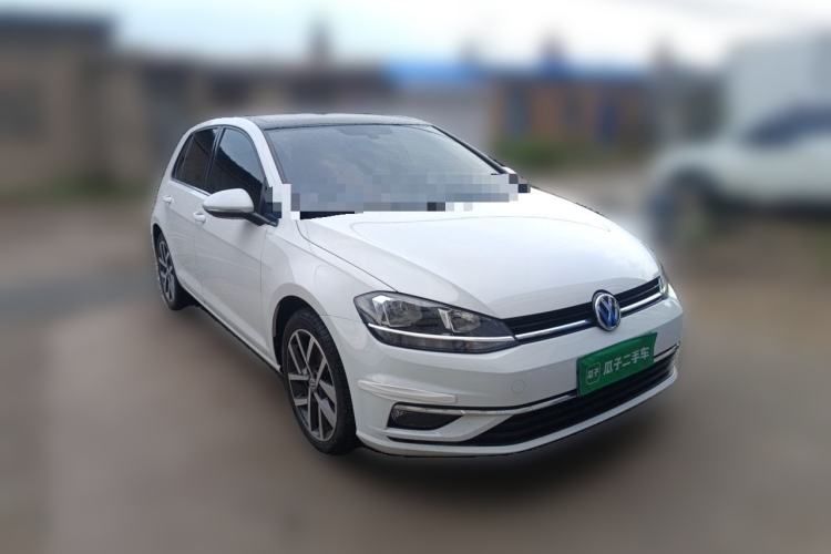 Used Volkswagen Golf 2020 Zhiai Edition 280TSI DSG Comfort Model Front Right 45 Deg