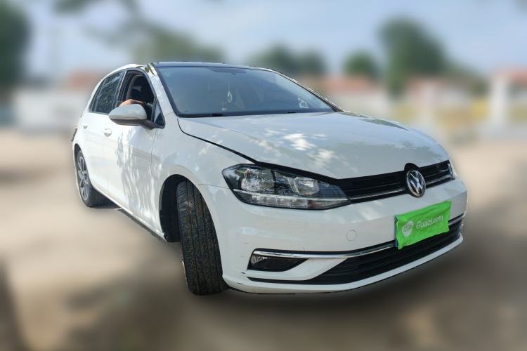 Used Volkswagen Golf 2020 Zhiai Edition 200TSI DSG Comfortable & Ambitious Version Front Right 45 Deg