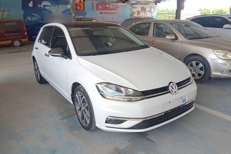 Used Volkswagen Golf 2020 Zhiai Edition 280TSI DSG Comfort Model Front Right 45 Deg