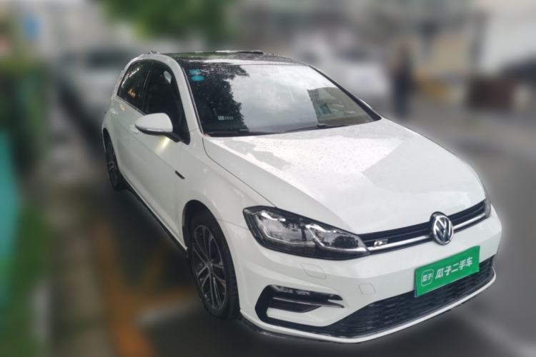 Used Volkswagen Golf 2020 Charming Edition 280TSI DSG R-Line Front Right 45 Deg