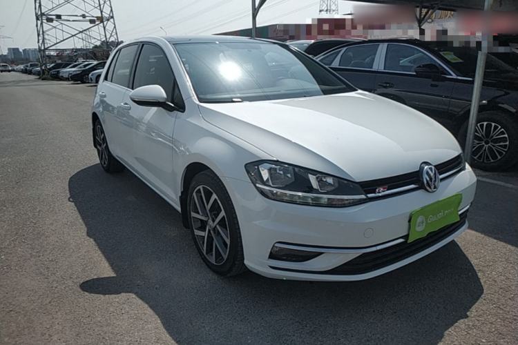 Used Volkswagen Golf 2020 Zhiai Edition 200TSI DSG Comfortable & Ambitious Version Front Right 45 Deg