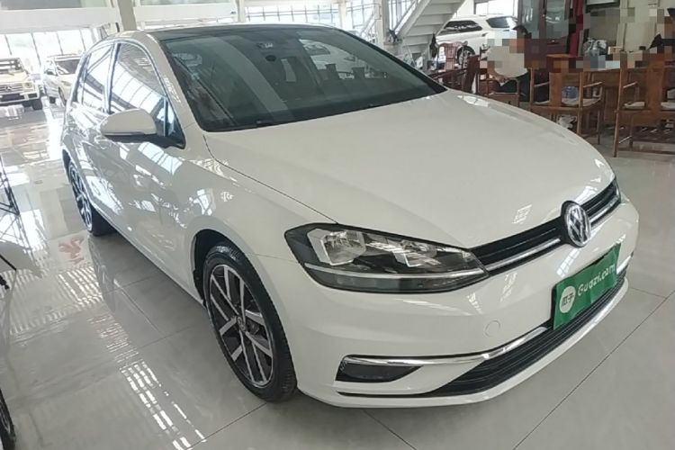 Used Volkswagen Golf 2020 Zhiai Edition 280TSI DSG Comfort Model Front Right 45 Deg