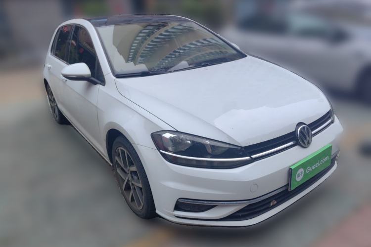 Used Volkswagen Golf 2020 Zhiai Edition 200TSI DSG Comfortable & Ambitious Version Front Right 45 Deg