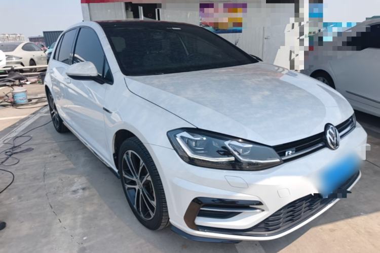 Used Volkswagen Golf 2020 Charming Edition 280TSI DSG R-Line Front Right 45 Deg