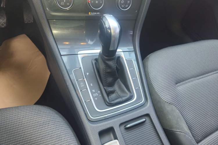 Used Volkswagen Golf 2020 280TSI DSG Comfort Version Gear Lever