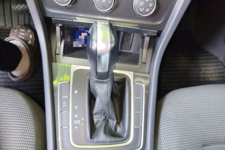 Used Volkswagen Golf 2020 280TSI DSG Comfort Version Gear Lever