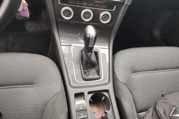 Used Volkswagen Golf 2020 280TSI DSG Comfort Version Gear Lever
