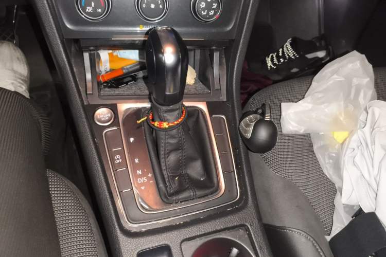 Used Volkswagen Golf 2020 Zhiai Edition 280TSI DSG Comfort Model Gear Lever
