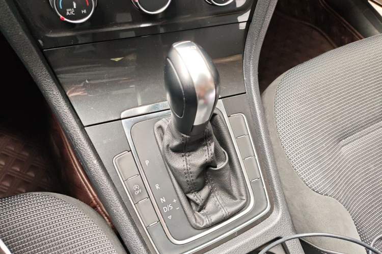 Used Volkswagen Golf 2020 280TSI DSG Comfort Version Gear Lever