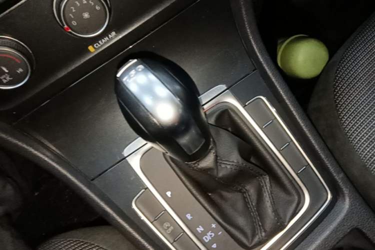 Used Volkswagen Golf 2020 280TSI DSG Comfort Version Gear Lever