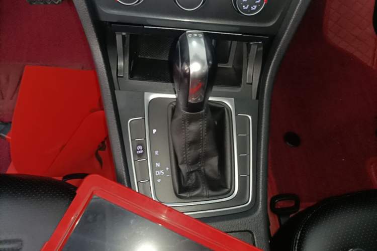Used Volkswagen Golf 2020 280TSI DSG Comfort Version Gear Lever