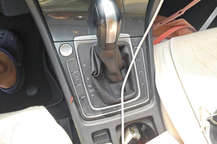 Used Volkswagen Golf 2020 Zhiai Edition 280TSI DSG Comfort Model Gear Lever