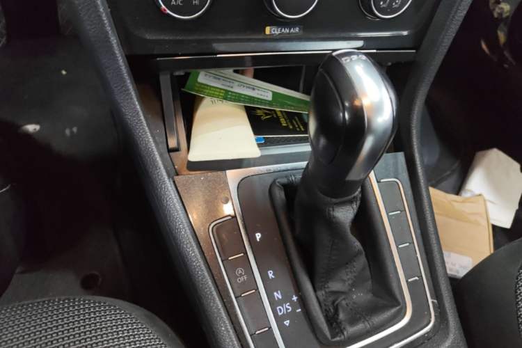 Used Volkswagen Golf 2020 280TSI DSG Comfort Version Gear Lever