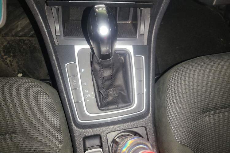 Used Volkswagen Golf 2020 280TSI DSG Comfort Version Gear Lever