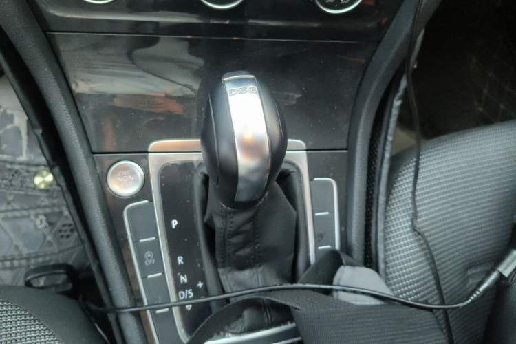 Used Volkswagen Golf 2020 280TSI DSG Comfort Version Gear Lever