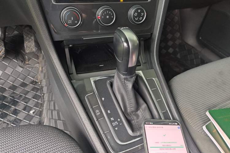 Used Volkswagen Golf 2020 280TSI DSG Comfort Version Gear Lever