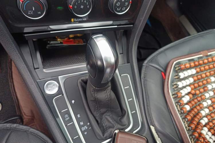 Used Volkswagen Golf 2020 Zhiai Edition 280TSI DSG Comfort Model Gear Lever