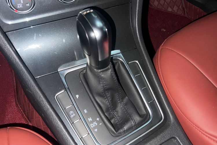 Used Volkswagen Golf 2020 280TSI DSG Comfort Version Gear Lever