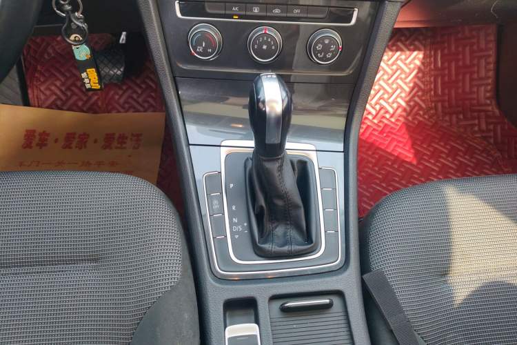 Used Volkswagen Golf 2020 280TSI DSG Comfort Version Gear Lever