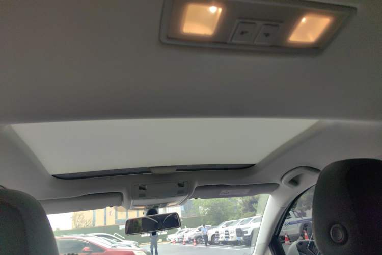 Used Volkswagen Golf 2020 Zhiai Edition 280TSI DSG Comfort Model Headliner