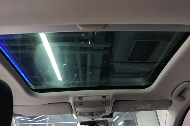 Used Volkswagen Golf 2020 Zhiai Edition 200TSI DSG Comfortable & Ambitious Version Headliner
