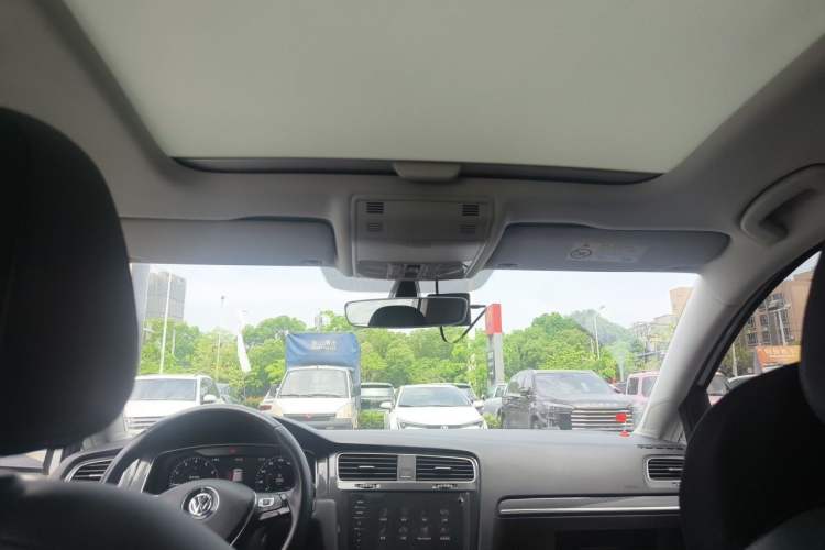 Used Volkswagen Golf 2020 Zhiai Edition 280TSI DSG Luxury Model Headliner