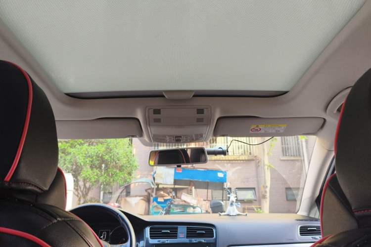 Used Volkswagen Golf 2020 Zhiai Edition 200TSI DSG Comfortable & Ambitious Version Headliner