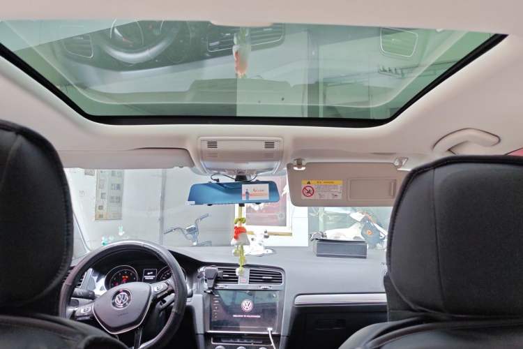 Used Volkswagen Golf 2020 Zhiai Edition 280TSI DSG Comfort Model Headliner