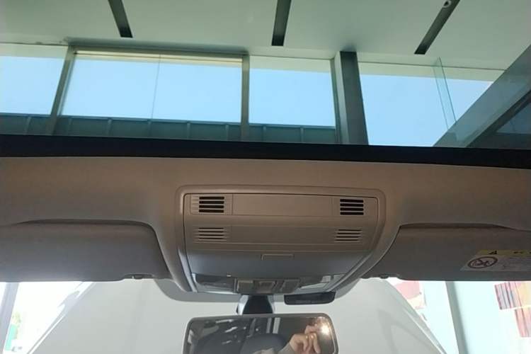 Used Volkswagen Golf 2020 Zhiai Edition 280TSI DSG Comfort Model Headliner