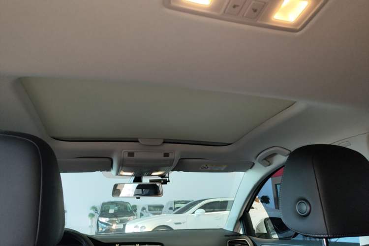 Used Volkswagen Golf 2020 Zhiai Edition 280TSI DSG Comfort Model Headliner