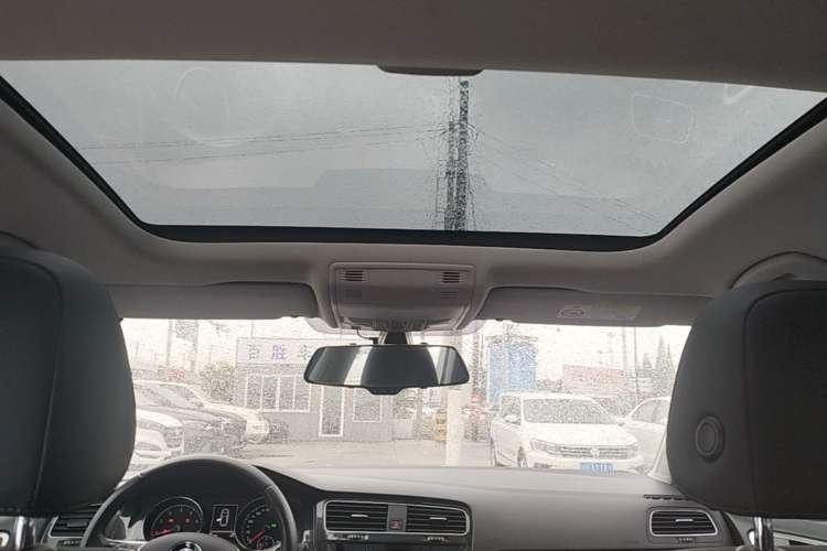 Used Volkswagen Golf 2020 Zhiai Edition 280TSI DSG Comfort Model Headliner