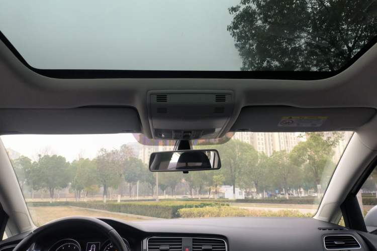 Used Volkswagen Golf 2020 Zhiai Edition 280TSI DSG Comfort Model Headliner