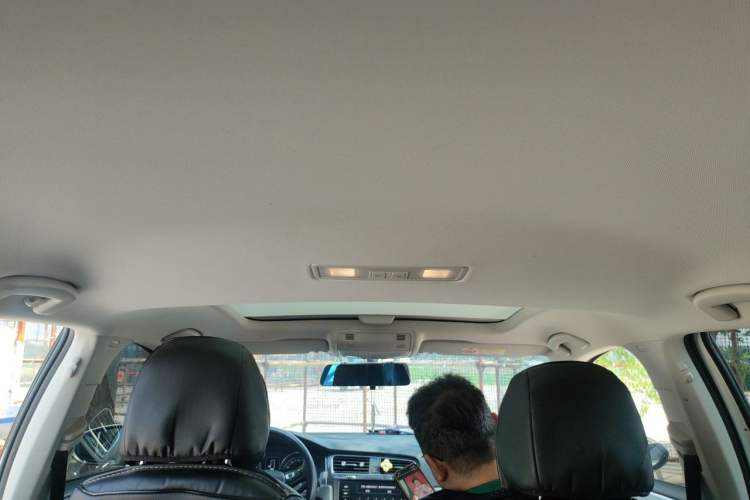 Used Volkswagen Golf 2020 Zhiai Edition 200TSI DSG Comfortable & Ambitious Version Headliner